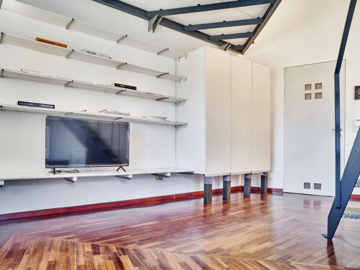 Splendid Apartment In The Historic Center Milan Exterior photo
